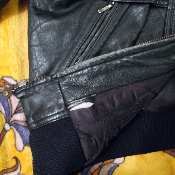Vintage 80s Members Only Black Leather Bomber Jacket - Picture 4 of 5
